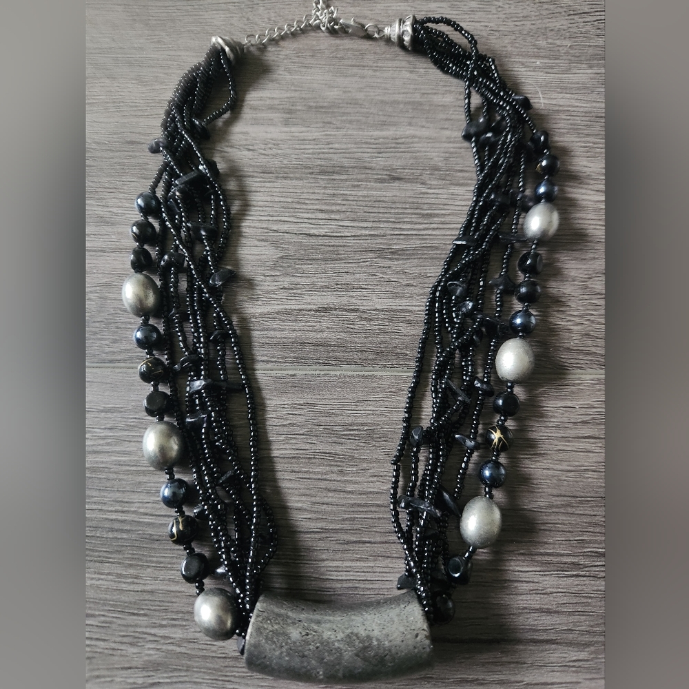 Beautiful Esmor Necklace